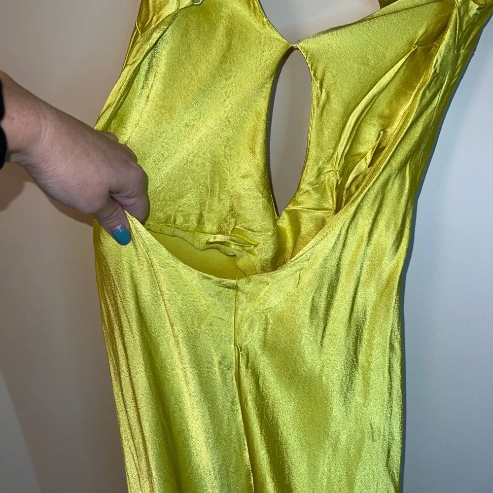 MESHKI XS DRESS SATIN CUT OUT MAXI - Picture 7 of 16